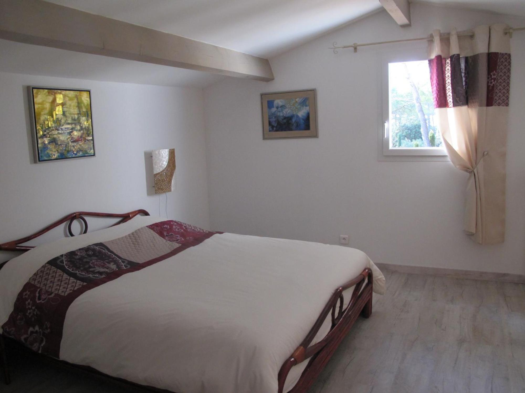 L'Oustau De Bigatie Bed and Breakfast Lambesc Εξωτερικό φωτογραφία